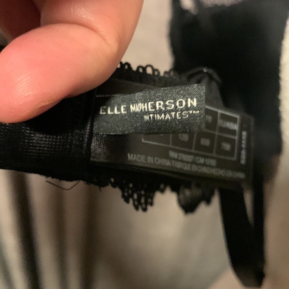 Elle MacPherson like new black lace padded bra 34B - Picture 5 of 6
